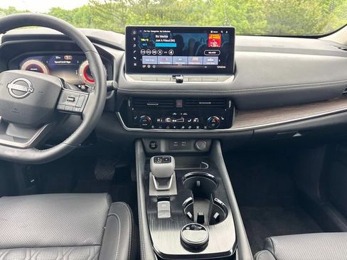Certified 2026 Nissan Rogue Platinum w/ Platinum Premium Package AWD/4WD image 21