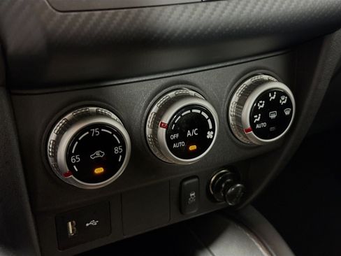 Used 2024 Mitsubishi Outlander Sport SE image 17