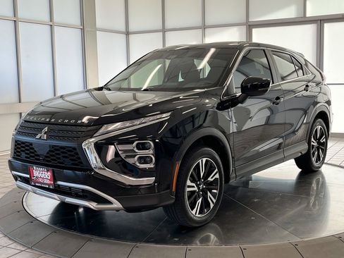 Used 2023 Mitsubishi Eclipse Cross SE image 3