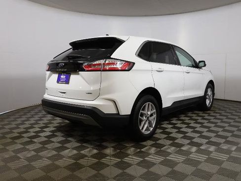 Certified 2024 Ford Edge SEL w/ Convenience Package image 4