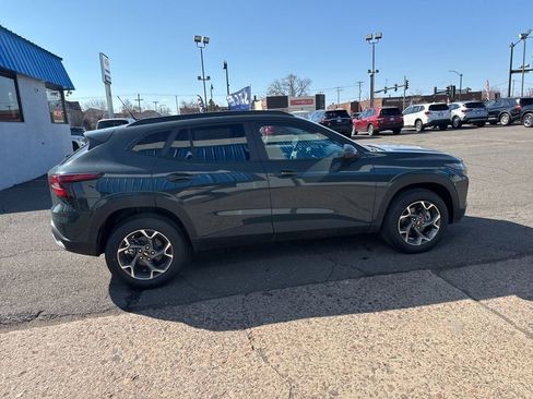 New 2026 Chevrolet Trax LT image 7