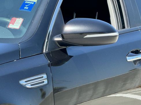 Used 2020 Kia Optima LX image 12