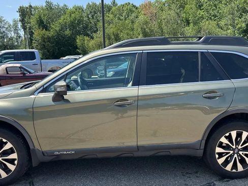 Used 2016 Subaru Outback 2.5i Limited AWD/4WD image 4