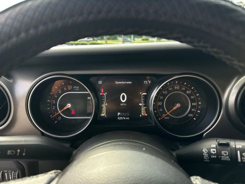 Used 2021 Jeep Wrangler Sport AWD/4WD image 15