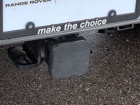 Used 2025 Land Rover Defender 110 S image 37