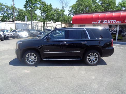 Used 2018 GMC Yukon Denali w/ Open Road Package AWD/4WD image 2