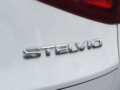 Used 2023 Alfa Romeo Stelvio Sprint AWD/4WD image 12