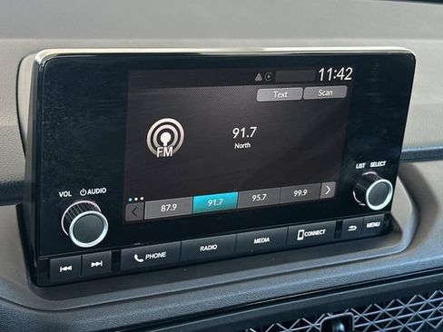Used 2025 Honda Accord SE image 14