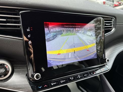 Used 2023 Jeep Wagoneer Series II image 51