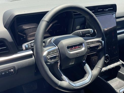 New 2026 GMC Terrain Elevation w/ Elevation Premium Package FWD image 10
