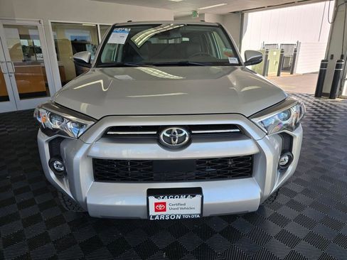 Used 2023 Toyota 4Runner SR5 Premium w/ Moonroof Package AWD/4WD image 8