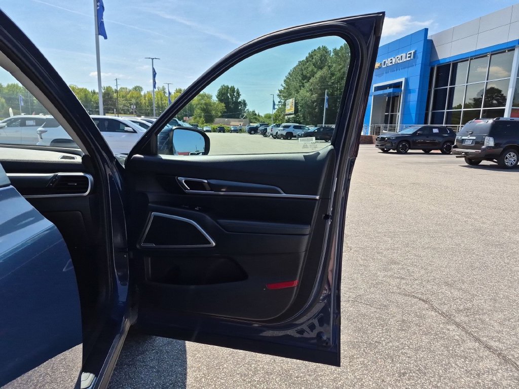 Used 2025 Kia Telluride S FWD image 37