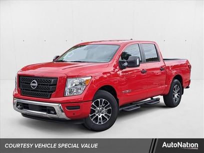 New 2024 Nissan Titan SV w/ SV Convenience Package