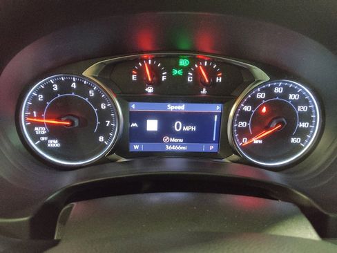 Used 2023 GMC Terrain SLT w/ Infotainment Package II image 23