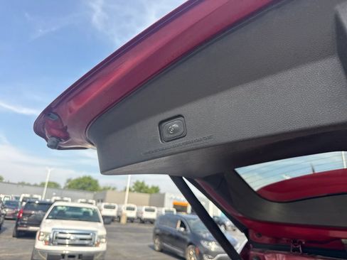 Used 2013 Ford Explorer XLT FWD image 13