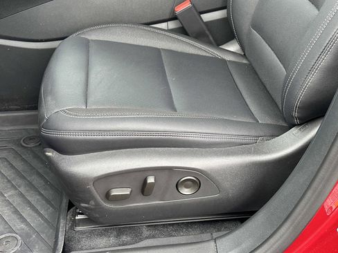 Used 2026 Chevrolet Blazer EV LT FWD image 16