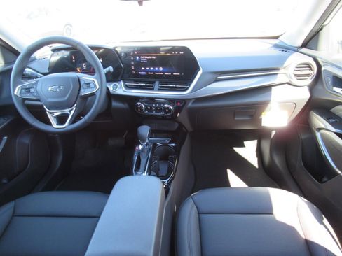 New 2026 Chevrolet Trax ACTIV w/ Driver Confidence Package FWD image 12