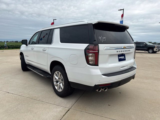 Used 2023 Chevrolet Suburban Premier AWD/4WD image 3