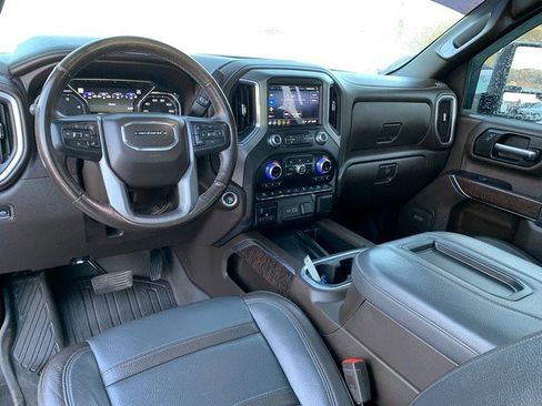 Certified 2022 GMC Sierra 2500 Denali w/ Denali Ultimate Package AWD/4WD image 20