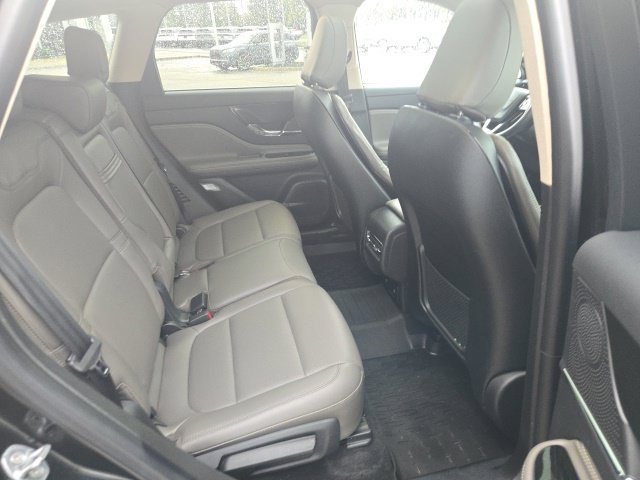 Used 2024 Lincoln Corsair AWD w/ Equipment Group 101A image 17
