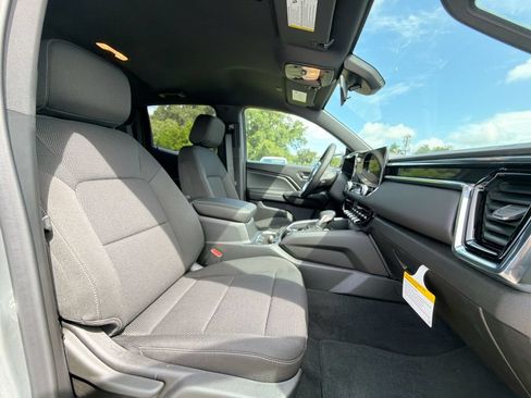 New 2026 GMC Canyon Elevation RWD image 11
