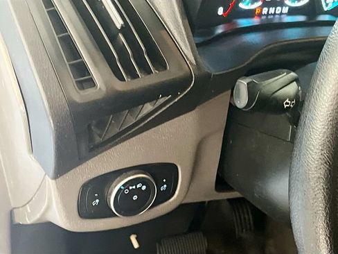 Used 2023 Ford Transit Connect XL FWD image 10