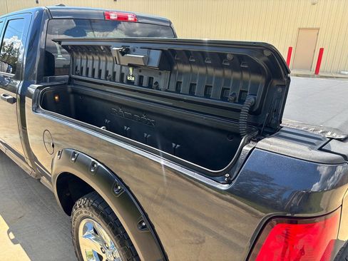 Used 2015 RAM 1500 Express image 27