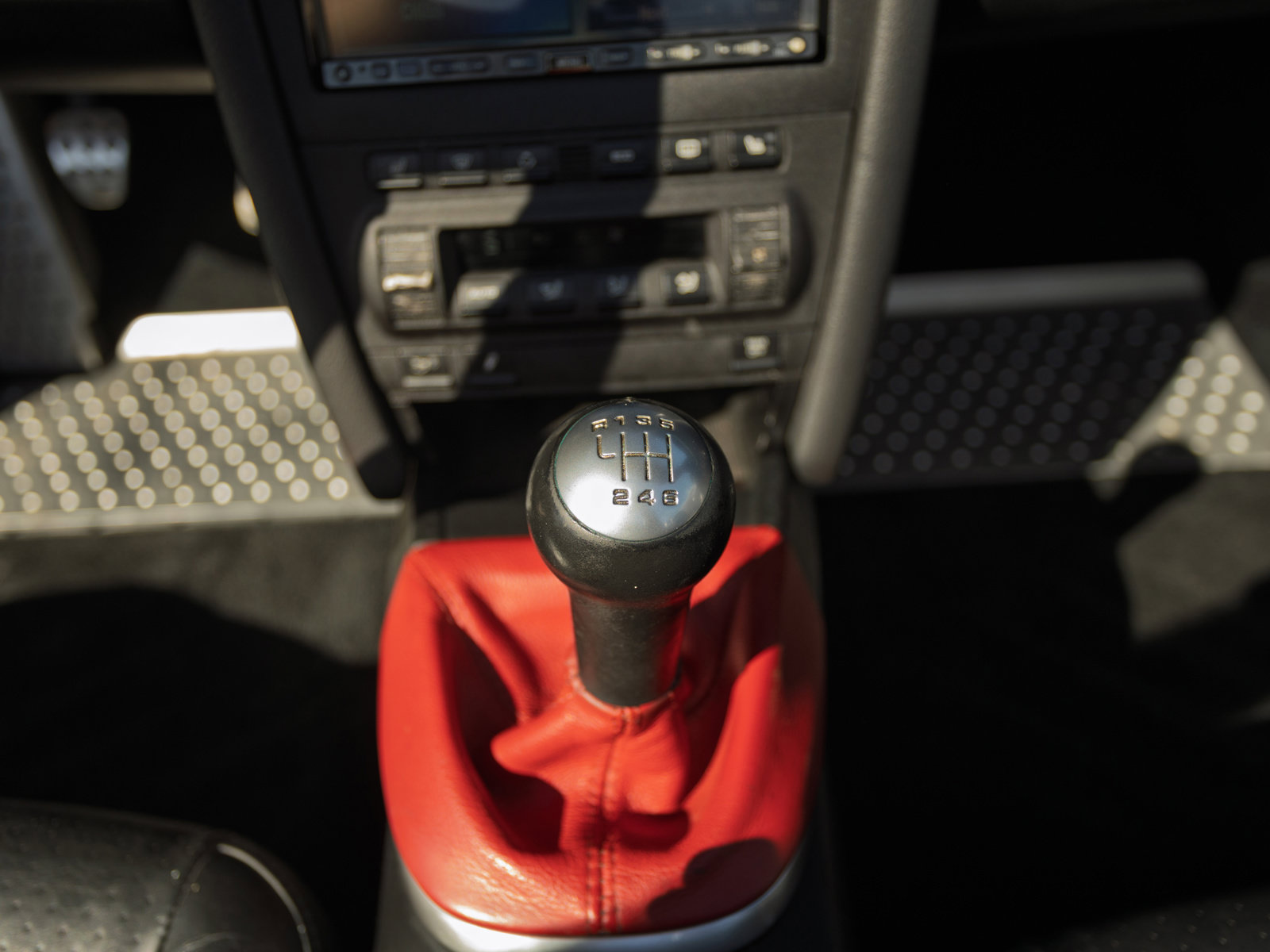 Used 2006 Porsche 911 Carrera S RWD image 21