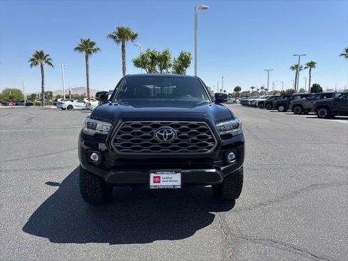 Certified 2023 Toyota Tacoma TRD Off-Road AWD/4WD image 3