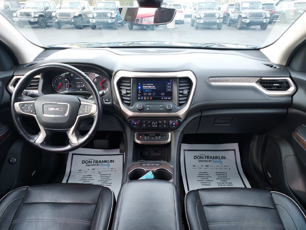 Used 2020 GMC Acadia Denali w/ Technology Package AWD/4WD image 15