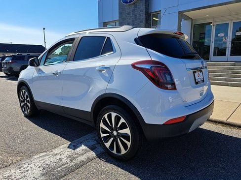 Used 2021 Buick Encore Preferred w/ Safety Package II FWD image 4