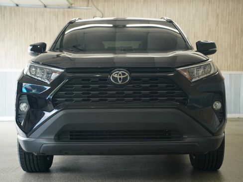 Used 2021 Toyota RAV4 XLE Premium AWD/4WD image 3