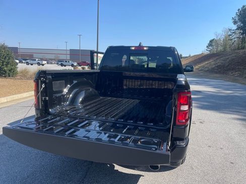 New 2026 RAM 1500 4x4 Crew Cab image 21