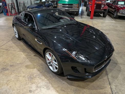 Used 2017 Jaguar F-TYPE S AWD/4WD image 14