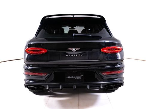 Used 2022 Bentley Bentayga AWD/4WD image 4