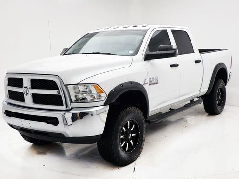 Used 2018 RAM 2500 Tradesman w/ Chrome Appearance Group image 2