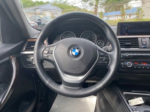 Used 2014 BMW 328i xDrive Sedan AWD/4WD image 14