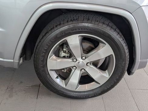 Used 2014 Jeep Grand Cherokee Overland w/ Advanced Technology Group image 18