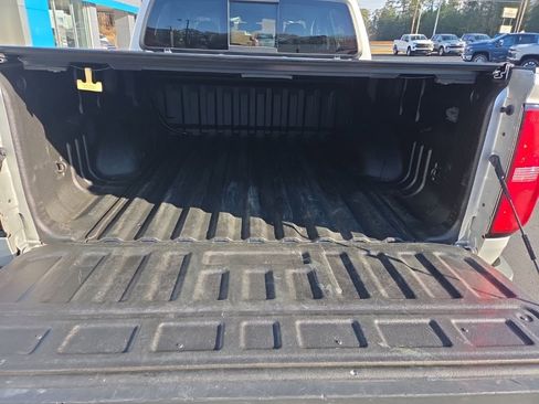 Used 2019 Chevrolet Colorado Z71 image 8