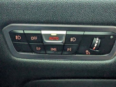 Used 2020 BMW X5 M50i w/ Premium Package image 19