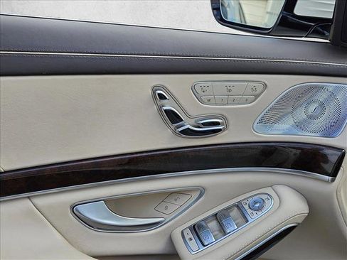 Used 2020 Mercedes-Benz S 560 Sedan image 9