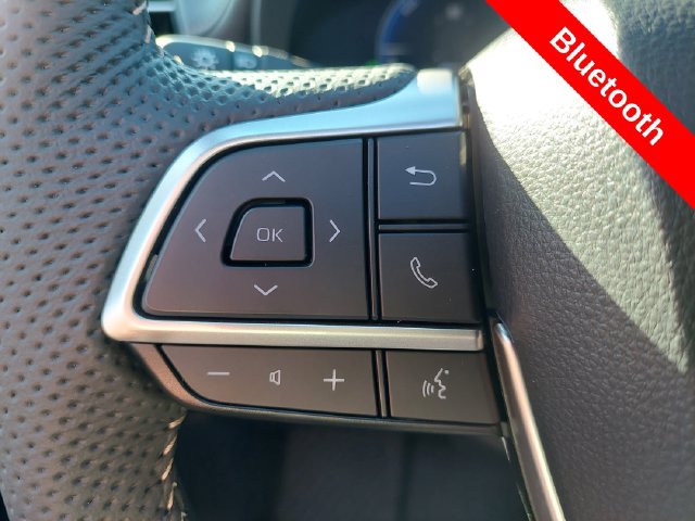 Used 2026 Toyota Sienna Limited AWD/4WD image 36