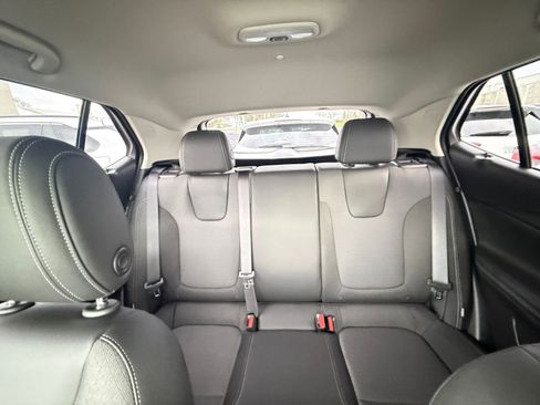 Used 2025 Buick Encore GX Preferred image 38