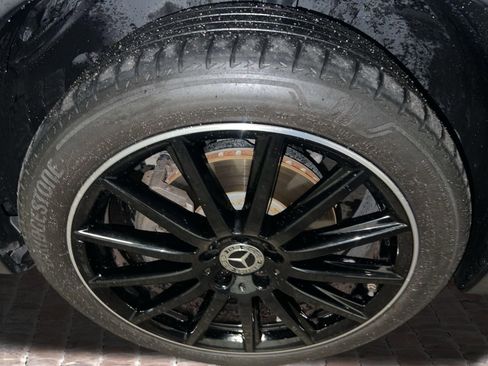 Used 2023 Mercedes-Benz GLB 250 image 25