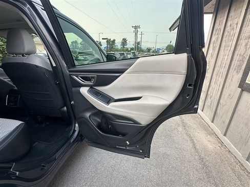 Used 2022 Subaru Forester Premium w/ Popular Package #1 AWD/4WD image 34