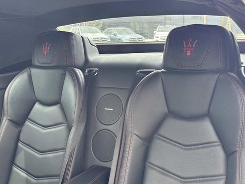 Used 2018 Maserati GranTurismo Sport RWD image 17