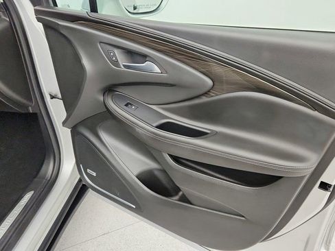 Used 2019 Buick Envision Premium image 27
