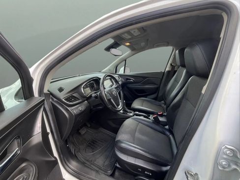 Used 2018 Buick Encore Preferred FWD image 14
