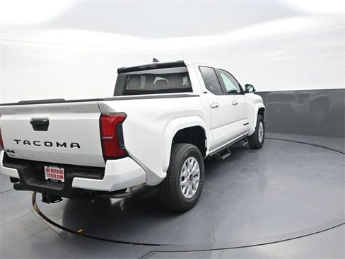 New 2026 Toyota Tacoma SR5 image 7