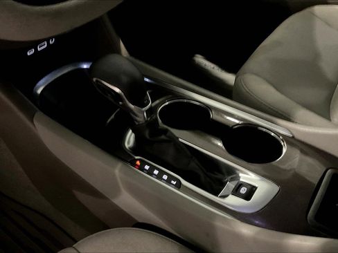 Used 2023 Chevrolet Malibu LT image 17